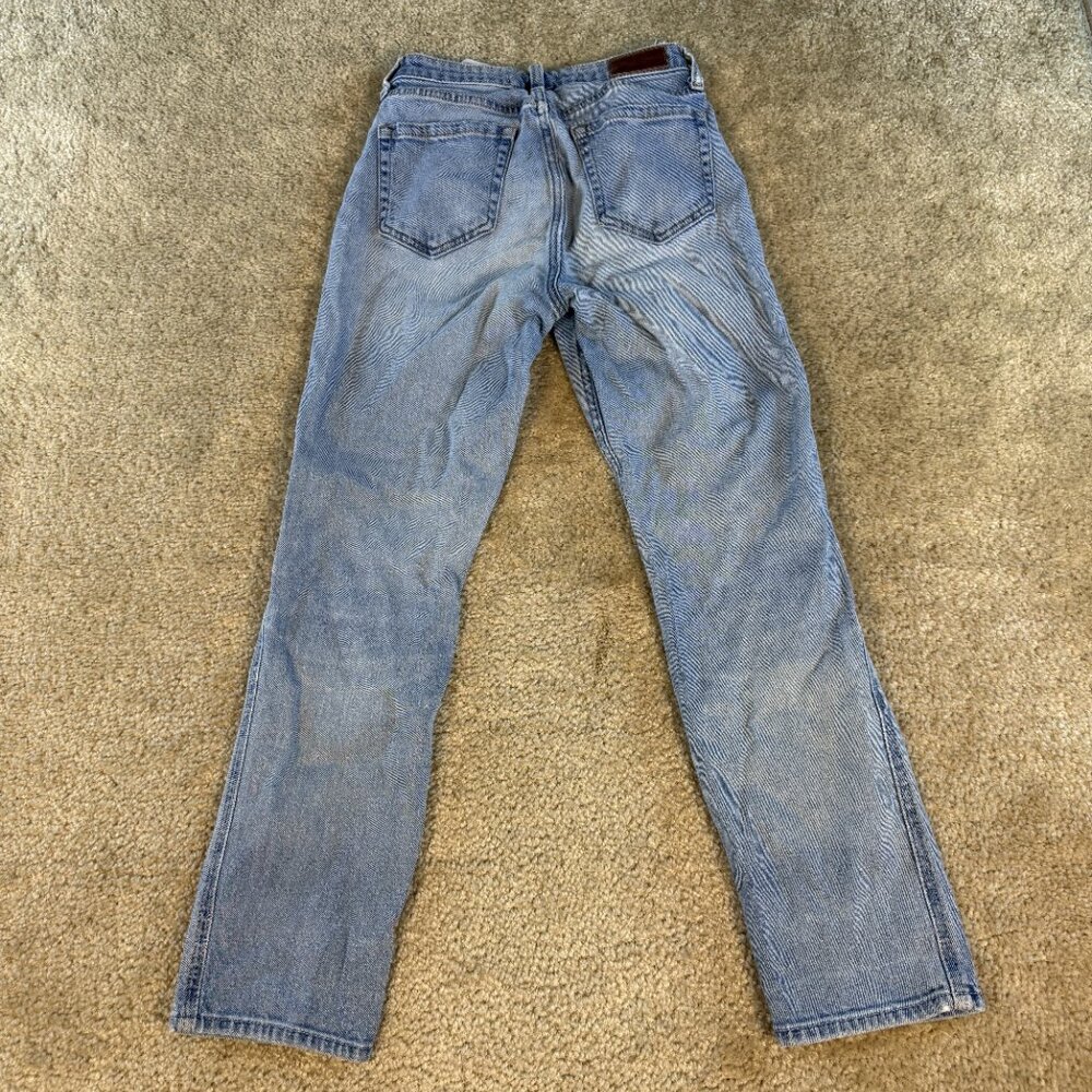 Hollister Womens Ultra High Rise Mom Jean Light Wash Distressed Size 1S F430 - Picture 9 of 16